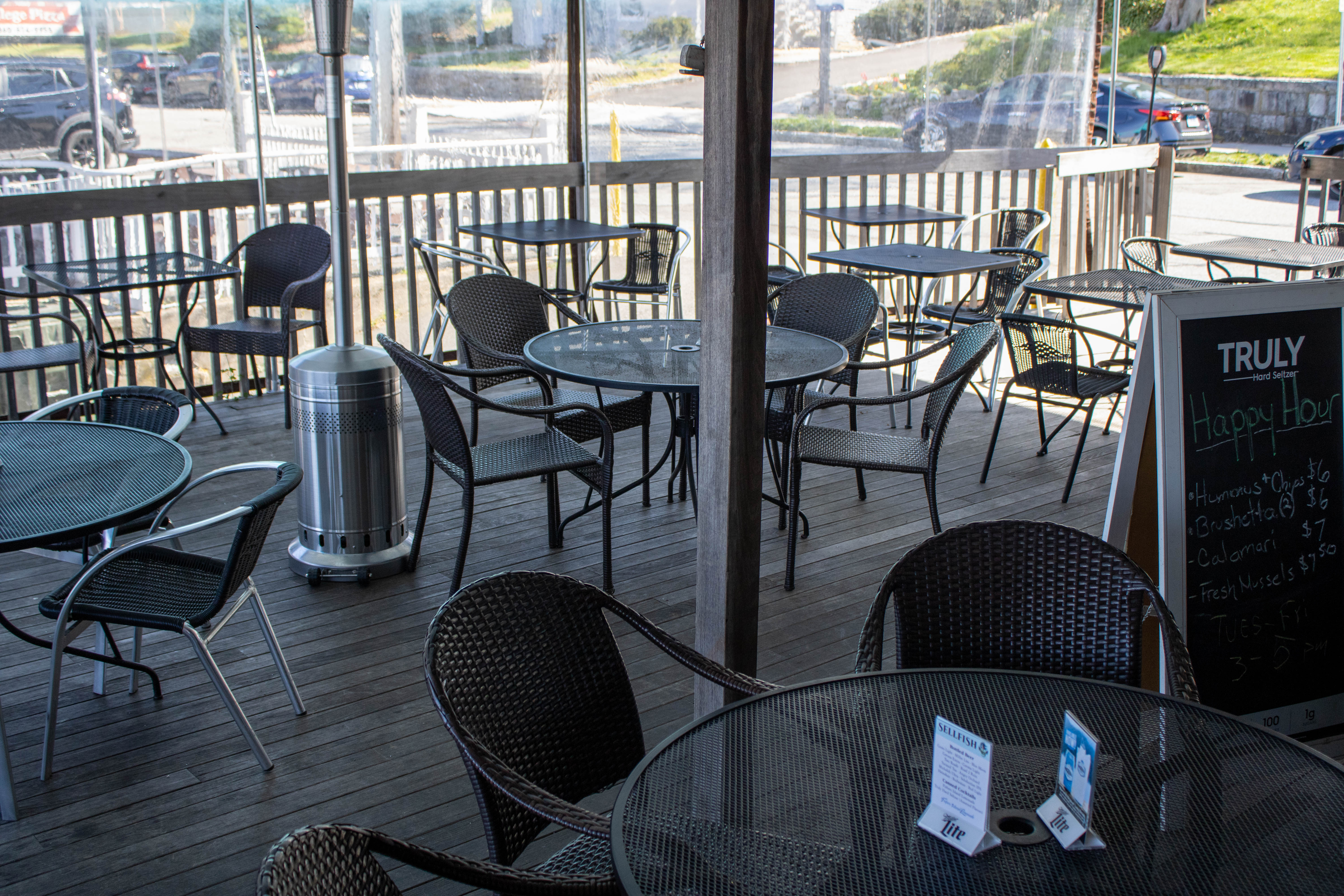 Sellfish Restaurant — Waterfront dining deck, New London, CT
